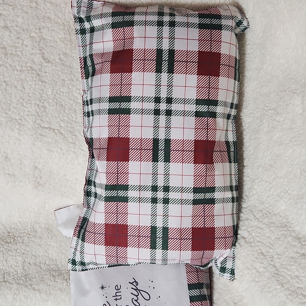 Set Of 3 Matching Pillows - Picture 3 of 6